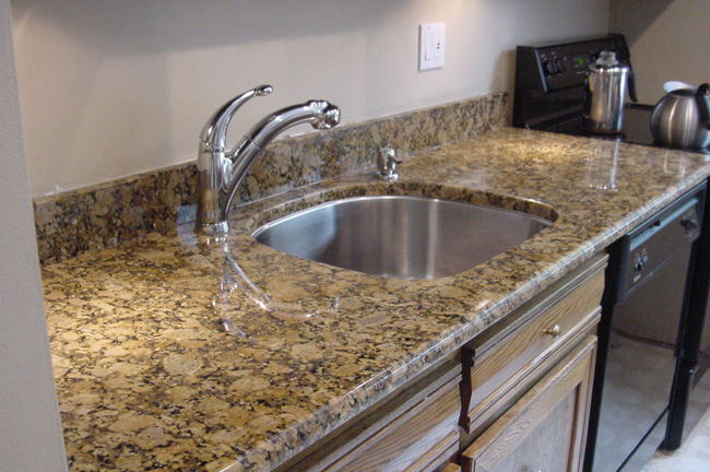 Giallo Fiorito Granite Countertop 